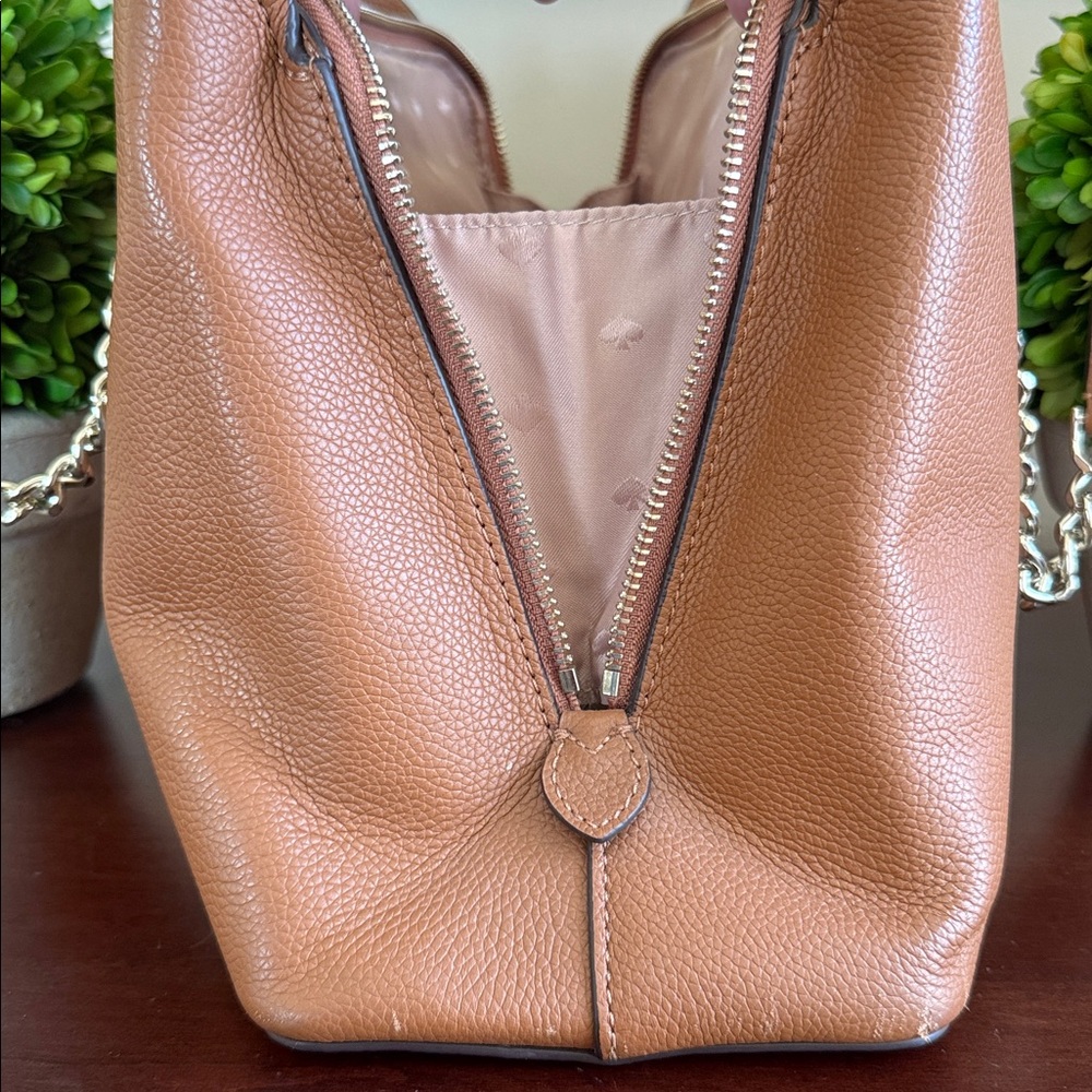 KATE SPADE ♠️ New York 🤎Jordyn🤎 MEDIUM CHAIN-HANDLE LEATHER TOTE BAG 🌟EUC🌟 - Picture 12 of 17